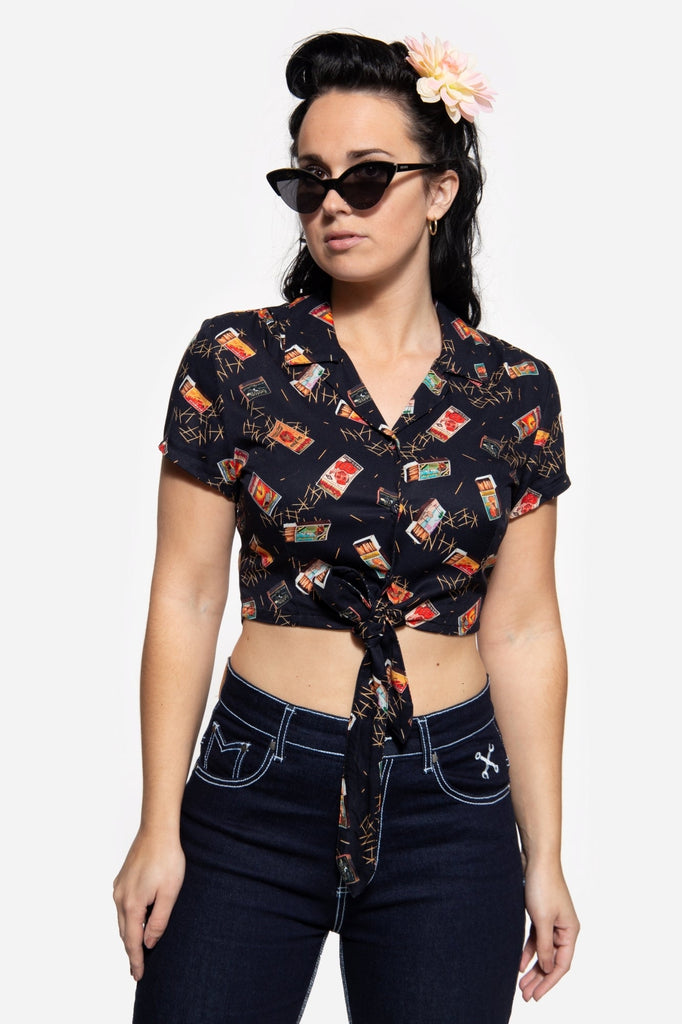 Queen Kerosin Knotenbluse