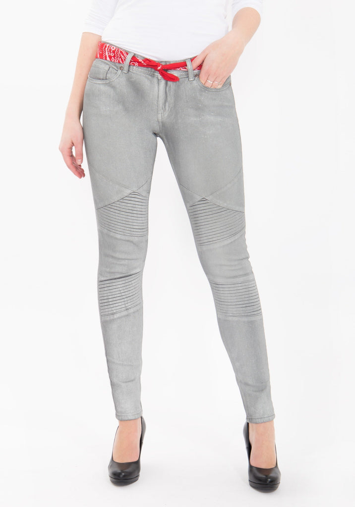 Queen Kerosin - Skinny Jeans mit Glanzdruck «Holly Fit»
