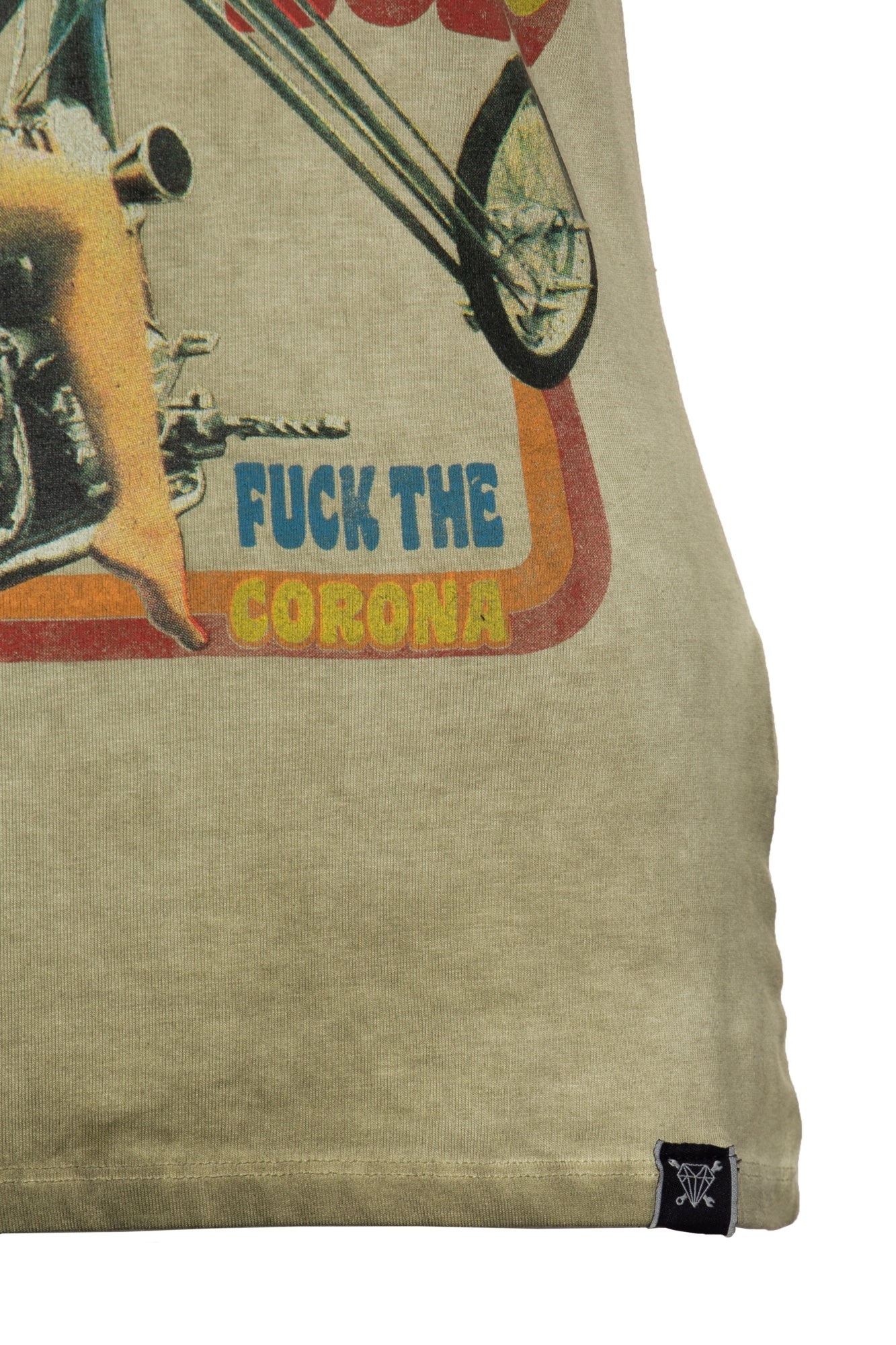 Queen Kerosin - Slim Fit T-Shirt mit Retro-Print und Oilwash-Effekt «Velden Village 2020»